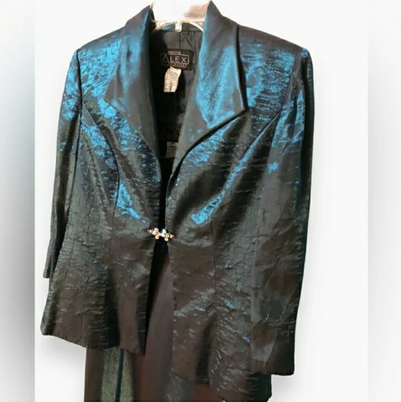 ALEX EVENINGS PETITE Iridescent Teal Two Piece Evening Dress Set
